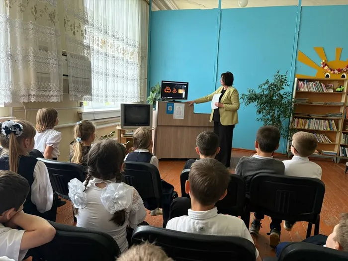 День славянской  грамотностиB